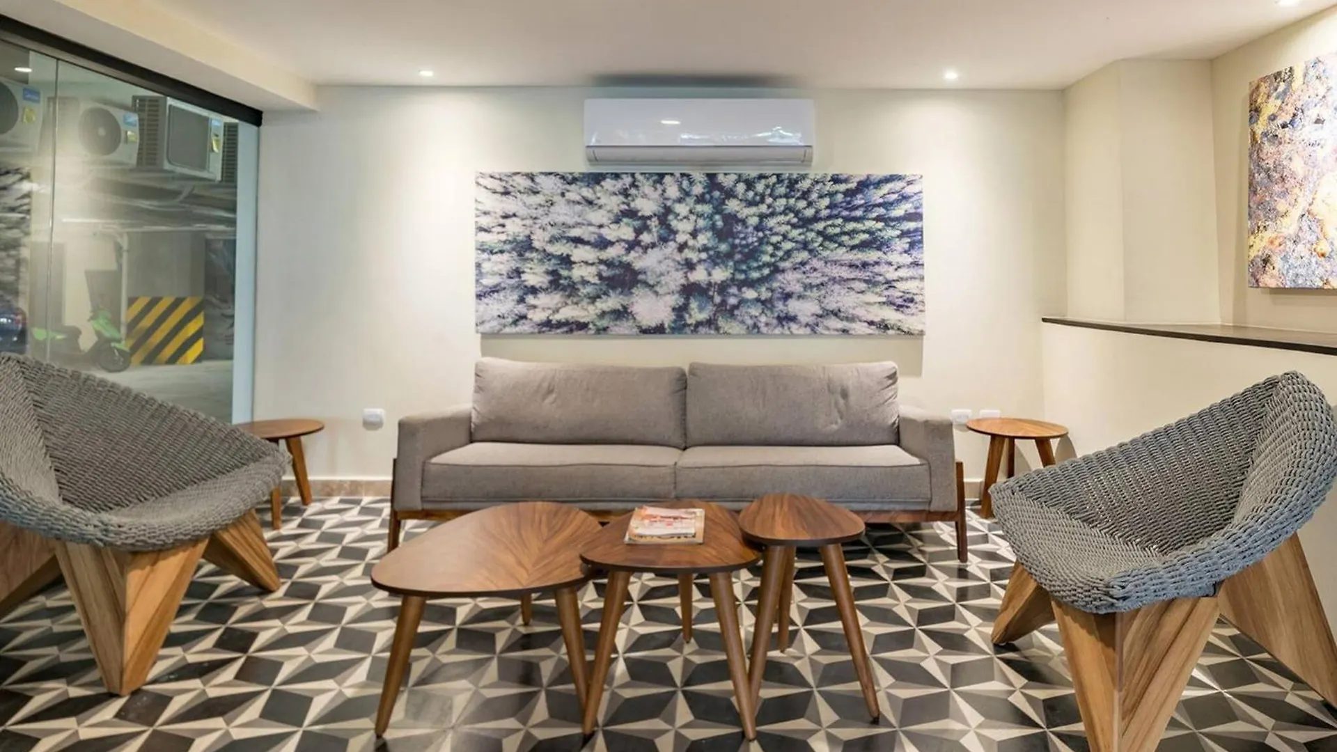 Apartment Condo Veronica - Comfortable 2 Bedroom With Rooftop Gym And Pool Playa del Carmen Mexiko